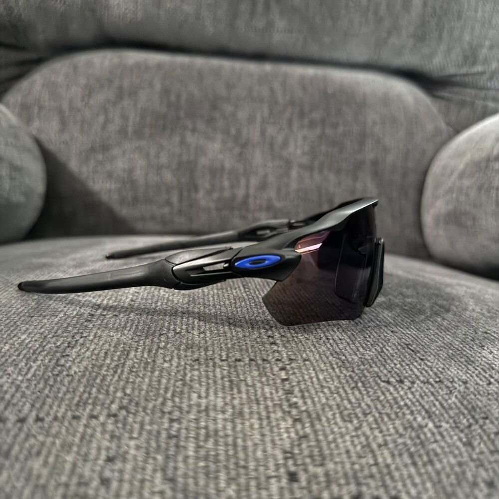 Oakley Radar EV PRIZM Polarized Sapphire Iridium OO9208 Black Frame - Picture 7 of 13